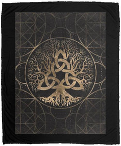 Nordic Style Viking Blanket, The Triple Horn Of Odin, BlackApparel[Heathen By Nature authentic Viking products]Cozy Plush Fleece Blanket - 50x60BlackOne Size